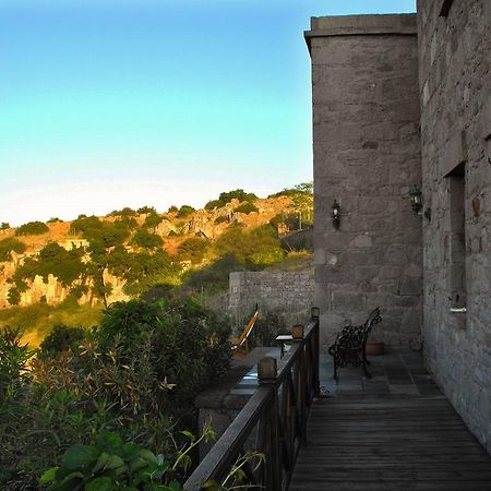 Assos Alarga Hotel Buitenkant foto